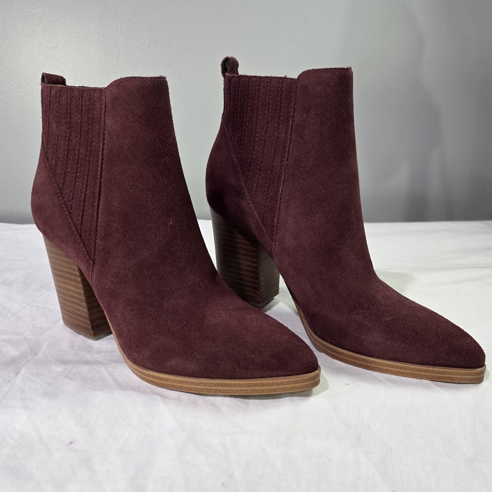 Marc Fisher The Alva Pointy Toe Burgandy Suede Leather Boho Ankle Booties. 5.5